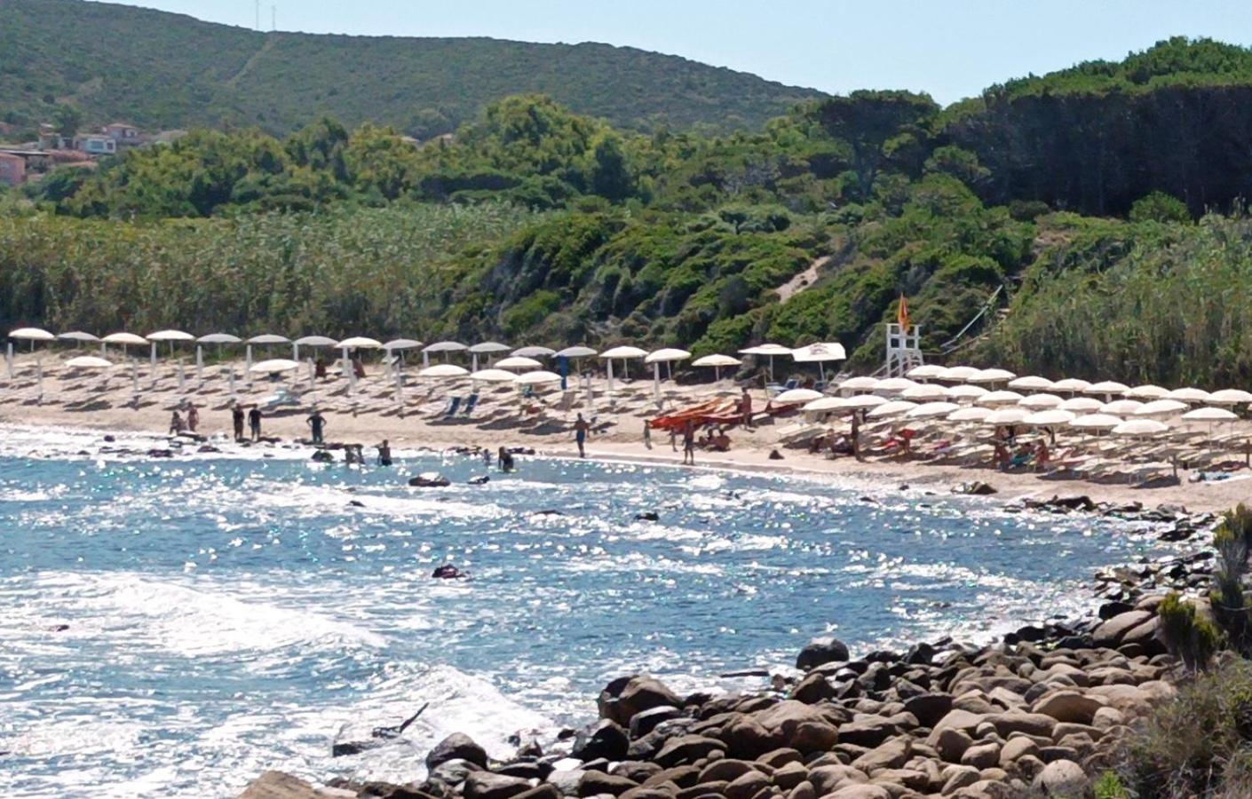 Gli Oleandri Di Calarossa - 5M Walk To The Beach Isola Rossa Eksteriør bilde